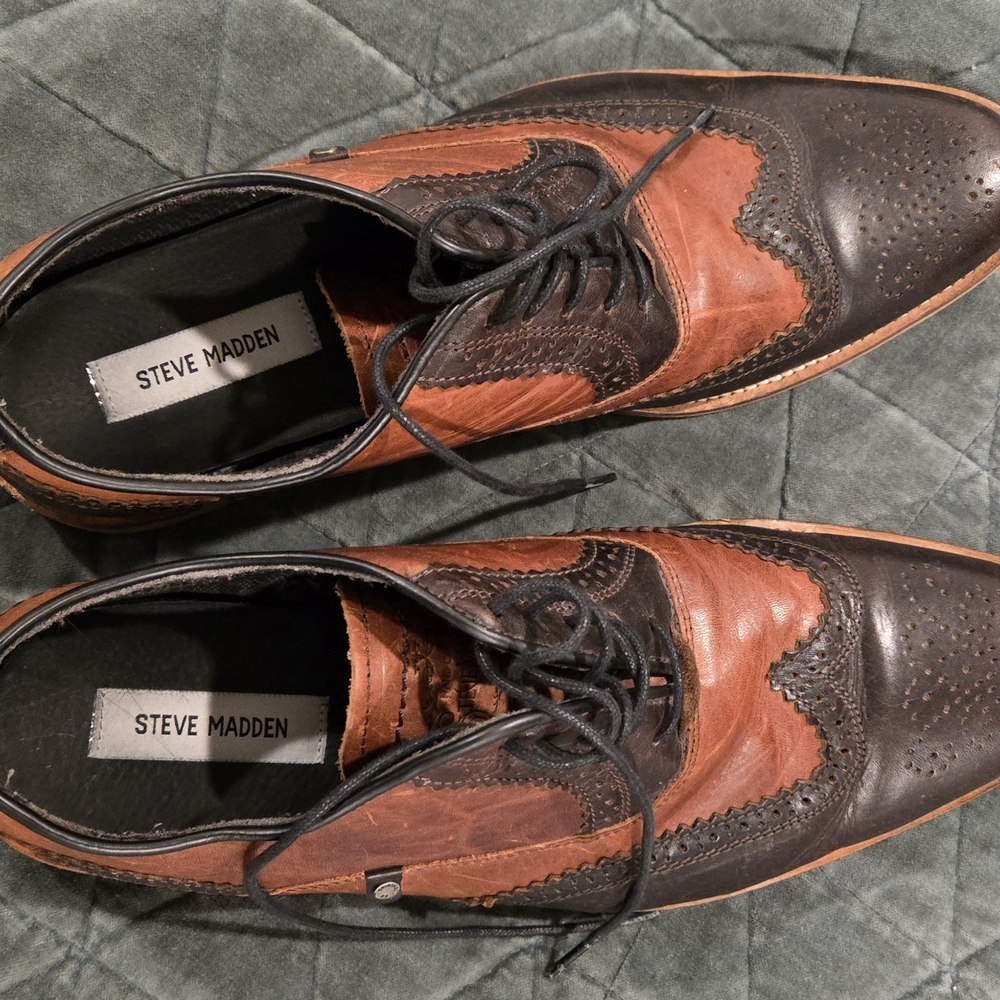 Steve Madden Men's Two-Tone Oxford Shoes
